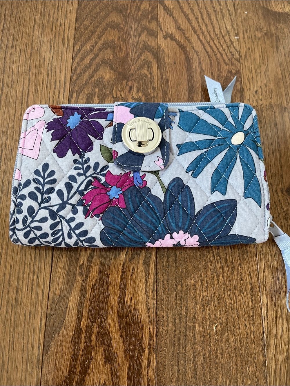 Vera Bradley Teal Navy Pink Floral Quilted Turn-Lock Wallet
